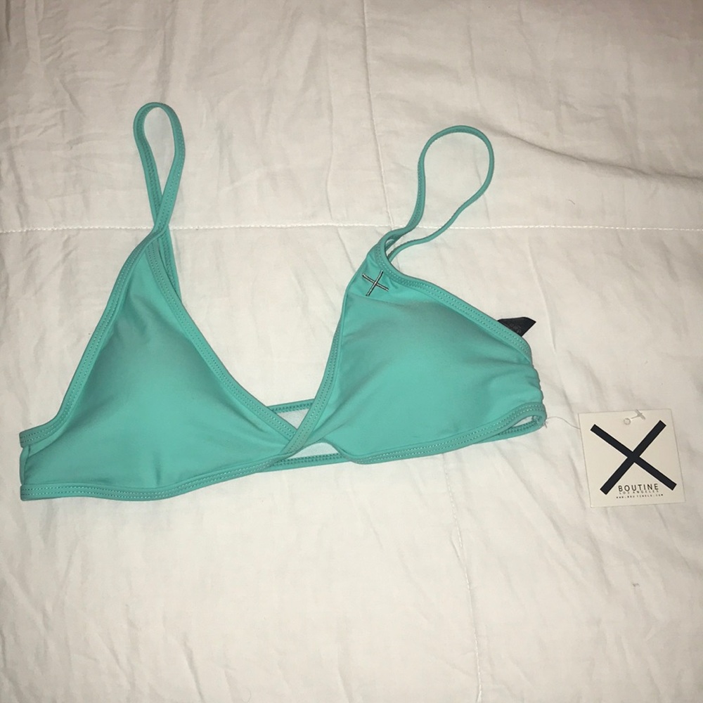 Boutine LA bikini top